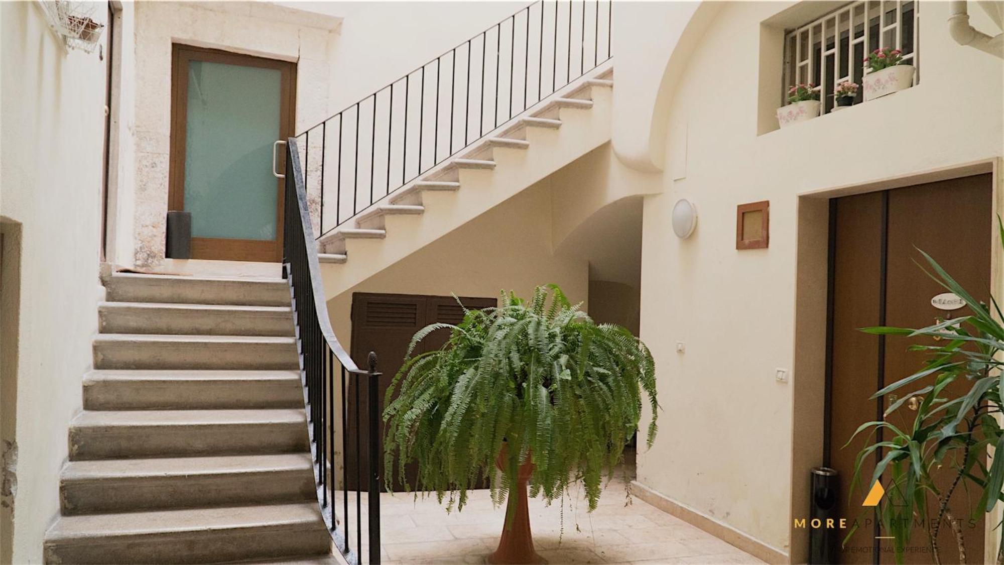More Apartments Il Ferrarese Барі Екстер'єр фото