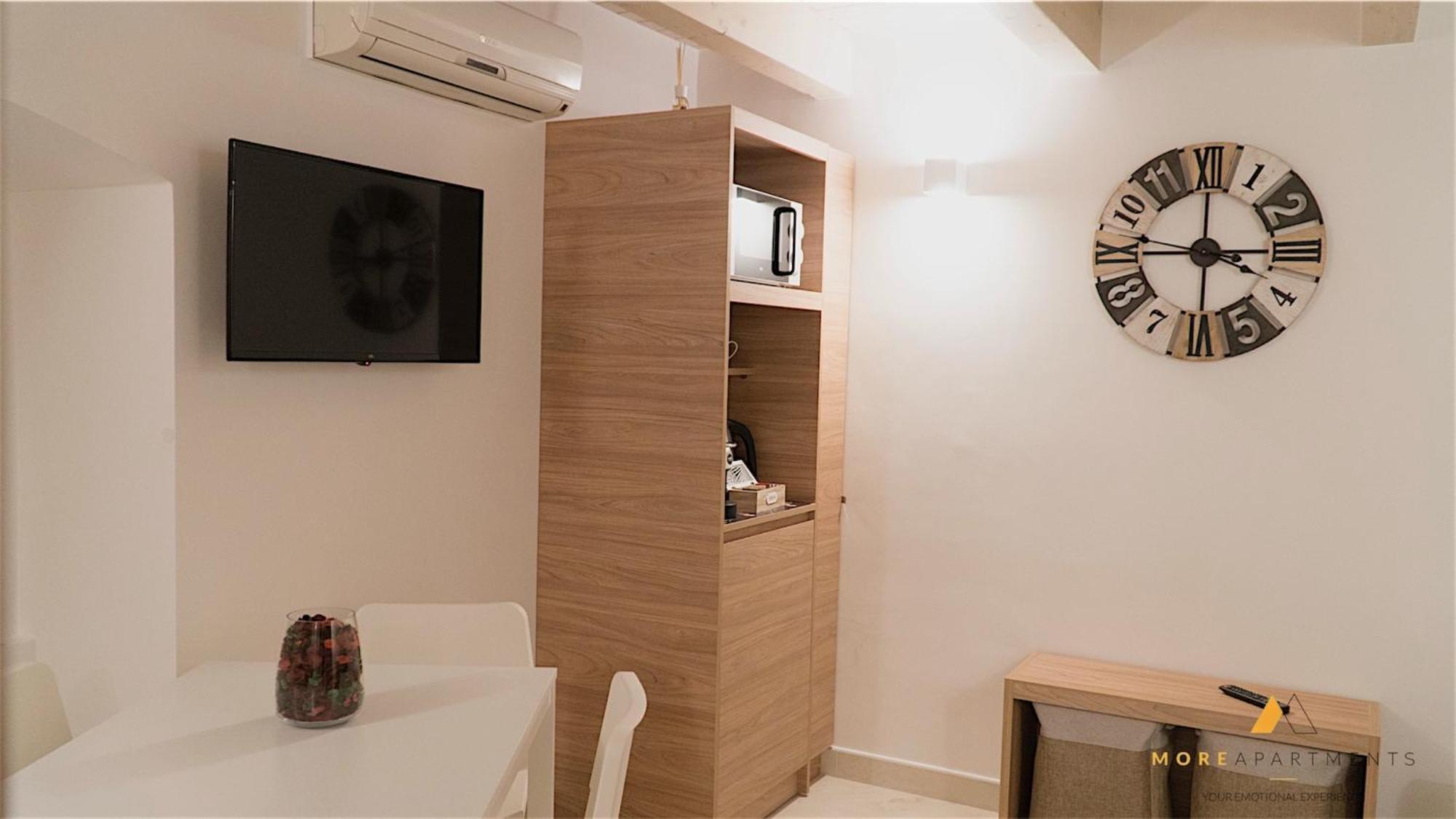 More Apartments Il Ferrarese Барі Екстер'єр фото