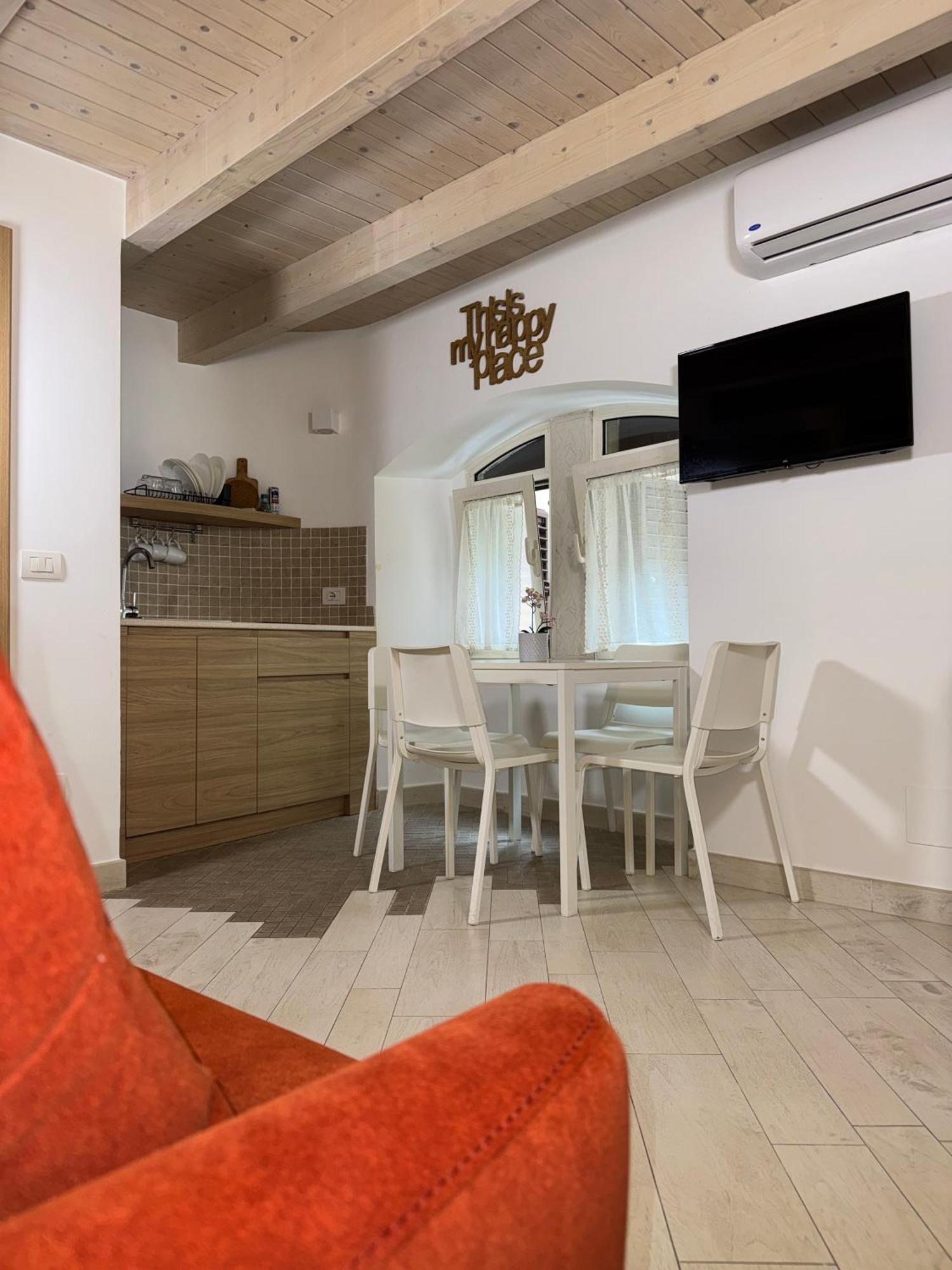More Apartments Il Ferrarese Барі Екстер'єр фото