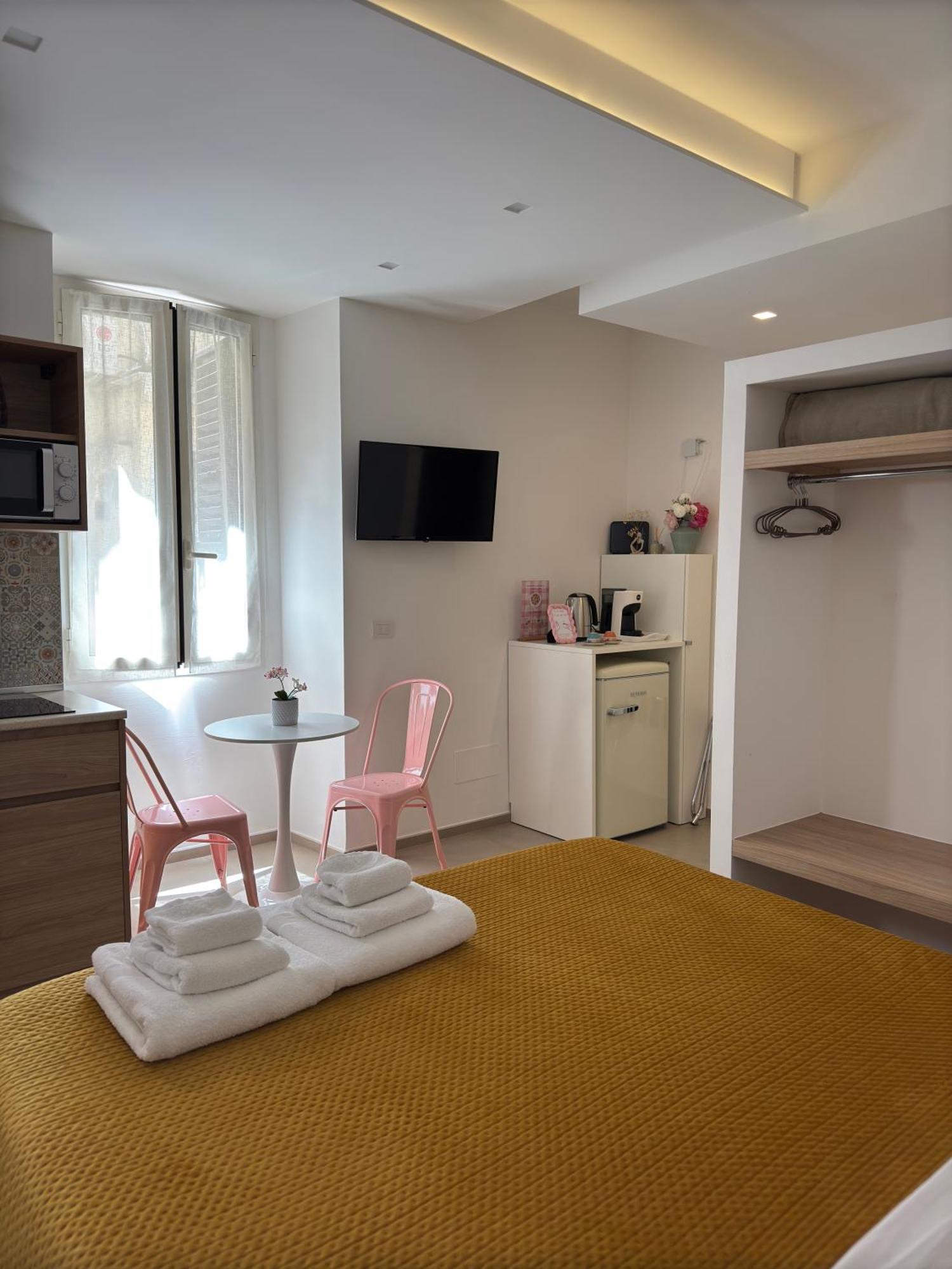 More Apartments Il Ferrarese Барі Екстер'єр фото
